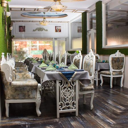 Hotel Posh Chandīgarh Extérieur photo