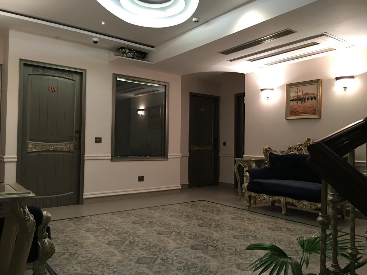 Hotel Posh Chandīgarh Extérieur photo