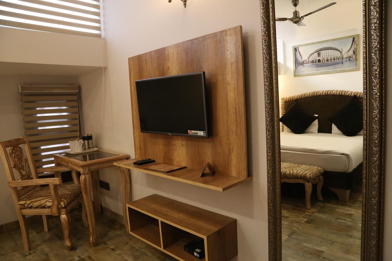Hotel Posh Chandīgarh Extérieur photo