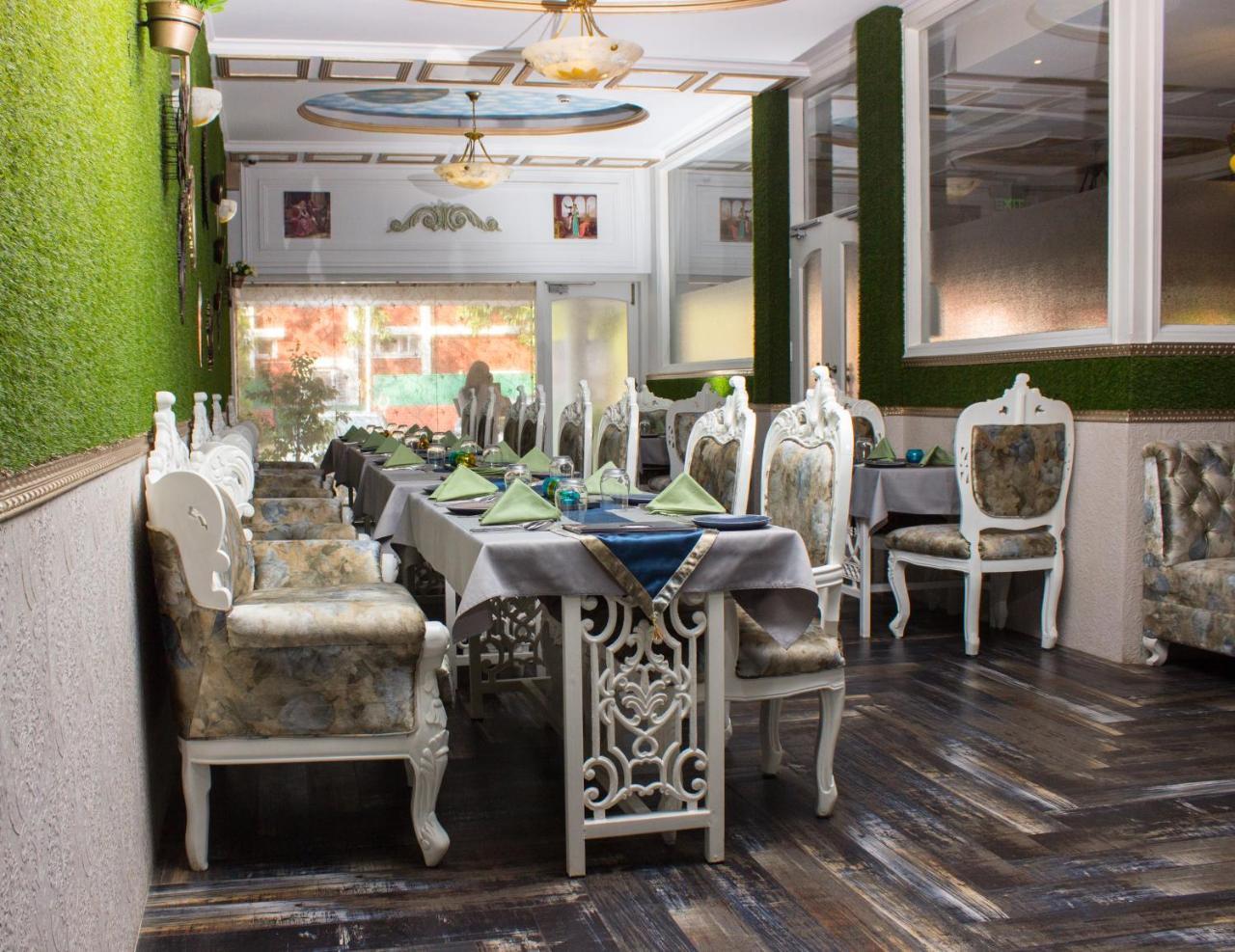Hotel Posh Chandīgarh Extérieur photo