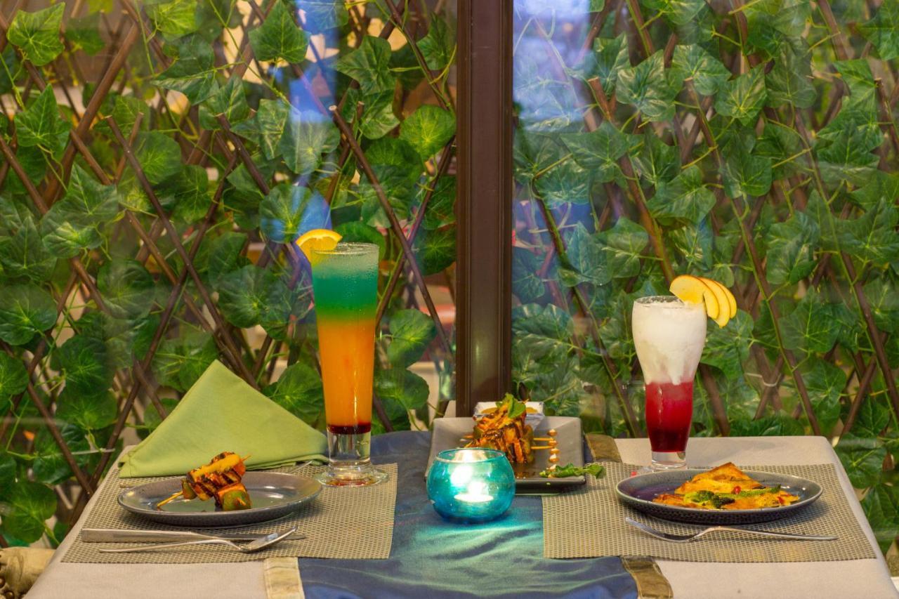 Hotel Posh Chandīgarh Extérieur photo